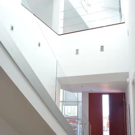 Cristal Villa *